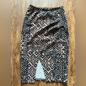 Bobeau Black and Tan Geometric Pencil Skirt